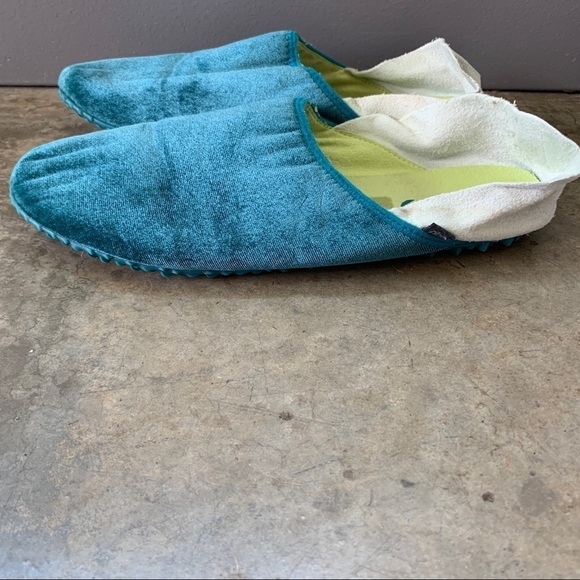 Plae Thai-Ha Turquoise Slippers Size 9.5 - Picture 3 of 11